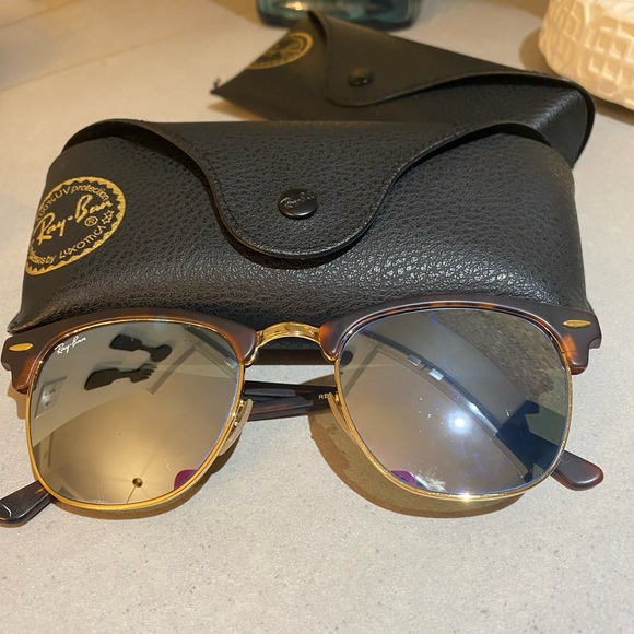 Reflective Rayban Sunglasses - Picture 4 of 16